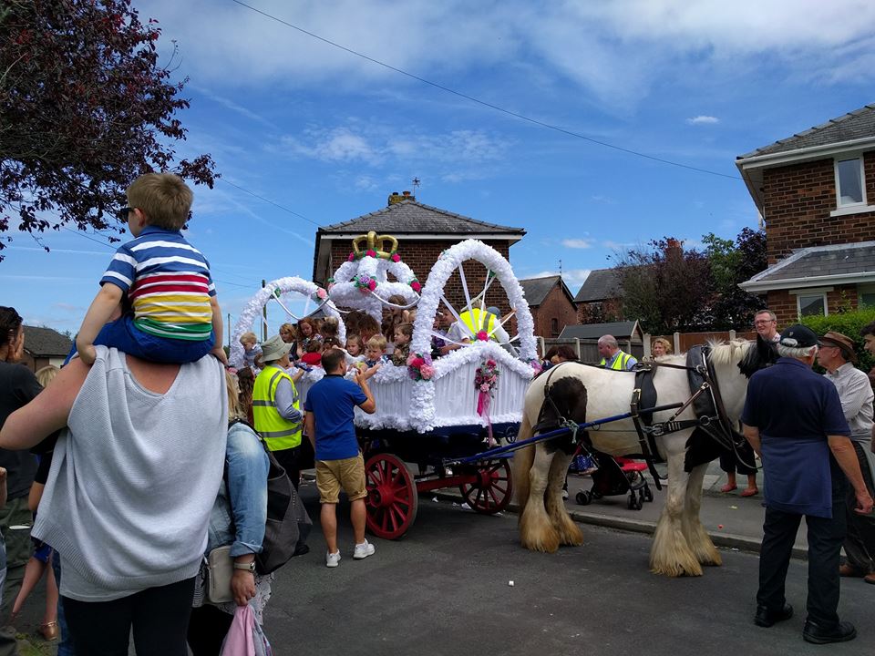 28279106_2075604876052575_5408935398436728769_n