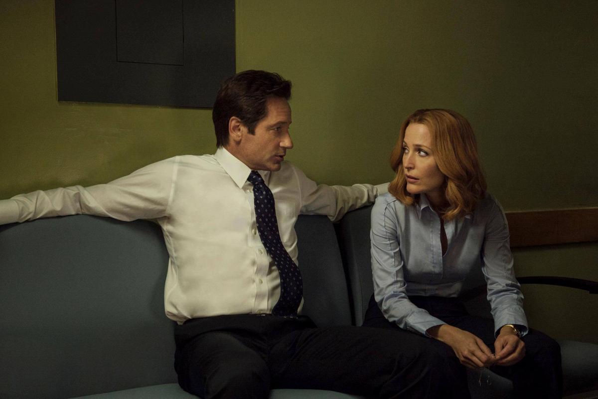 david-duchovny-fox-mulder-gillian-anderson-dana-scully