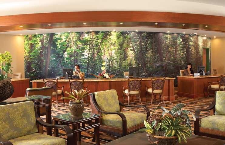 imagenes-del-centro-de-visitantes-de-la-recepcion-del-hotel-y-las-habitaciones-de-jurassicworld-original