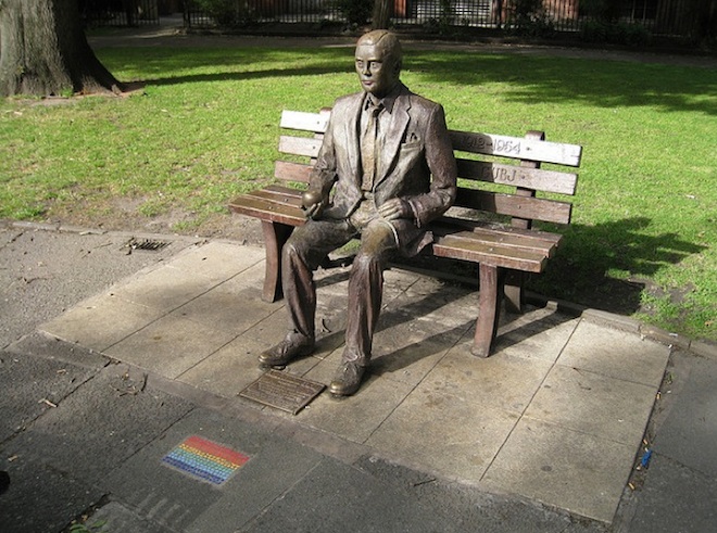 turing_statue